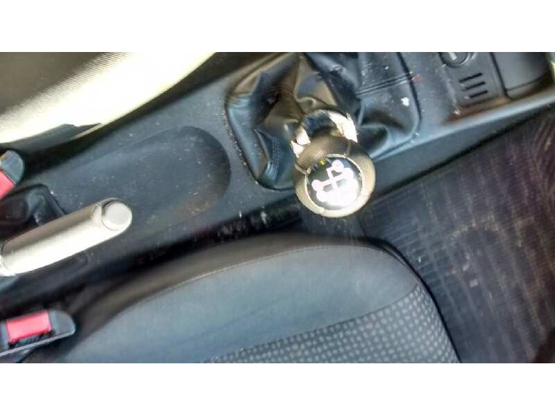 opel corsa c del año 2002