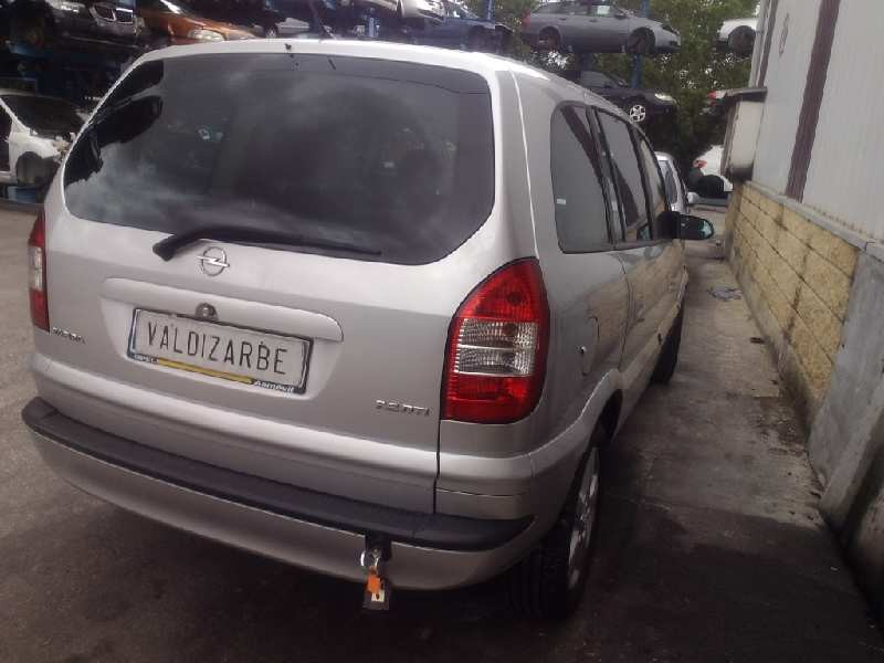 opel zafira a del año 2005
