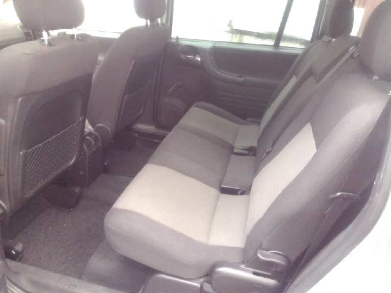 opel zafira a del año 2005