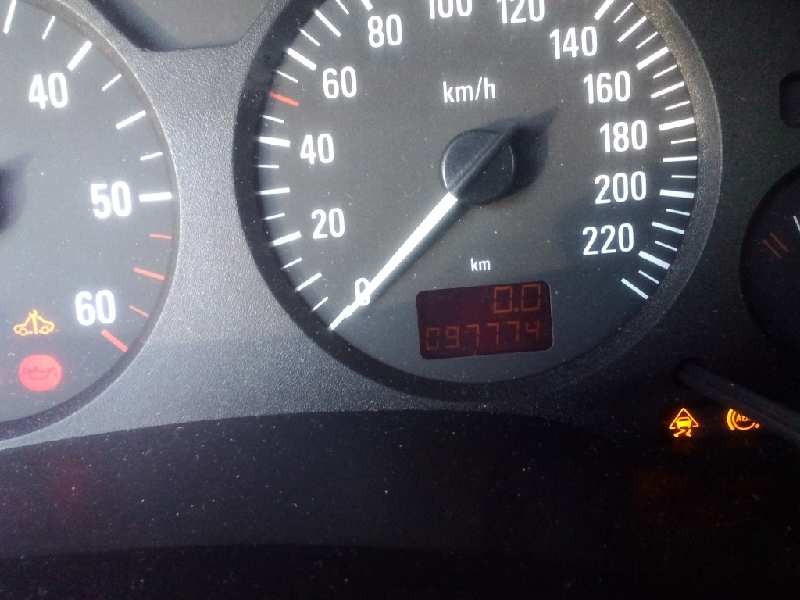 opel zafira a del año 2005