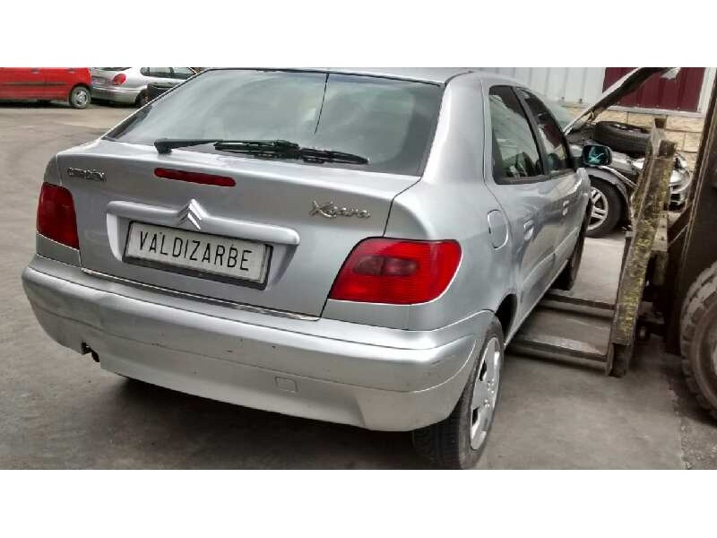 citroën xsara berlina del año 2003