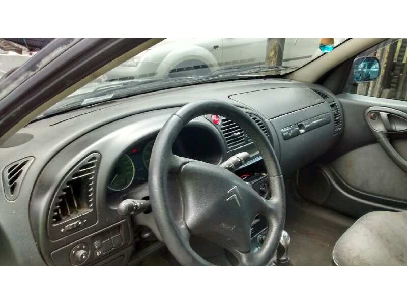 citroën xsara berlina del año 2003