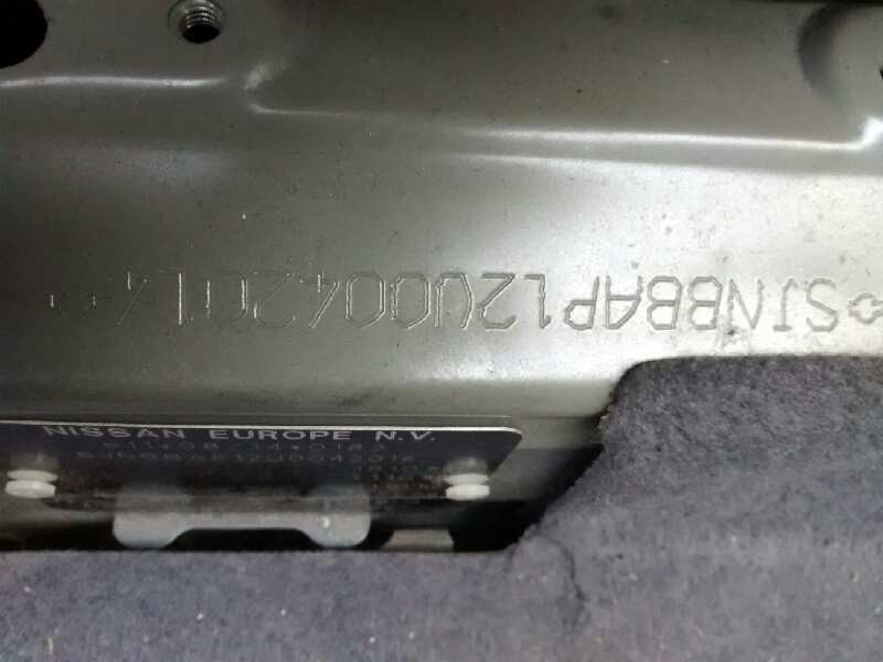 nissan primera berlina (p12) del año 2002