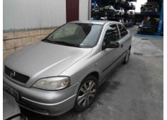 opel astra g berlina del año 2001
