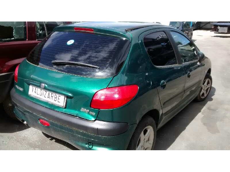 peugeot 206 berlina del año 2003