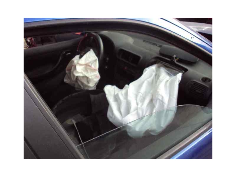 seat toledo (1m2) del año 2001