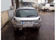 peugeot 206 berlina del año 2001 2