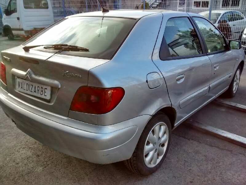 citroën xsara berlina del año 2001
