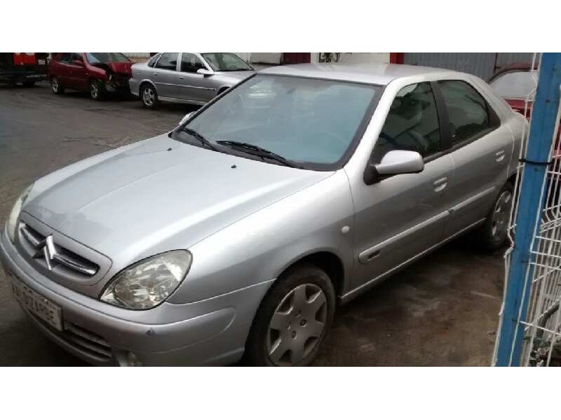citroën xsara berlina del año 2004