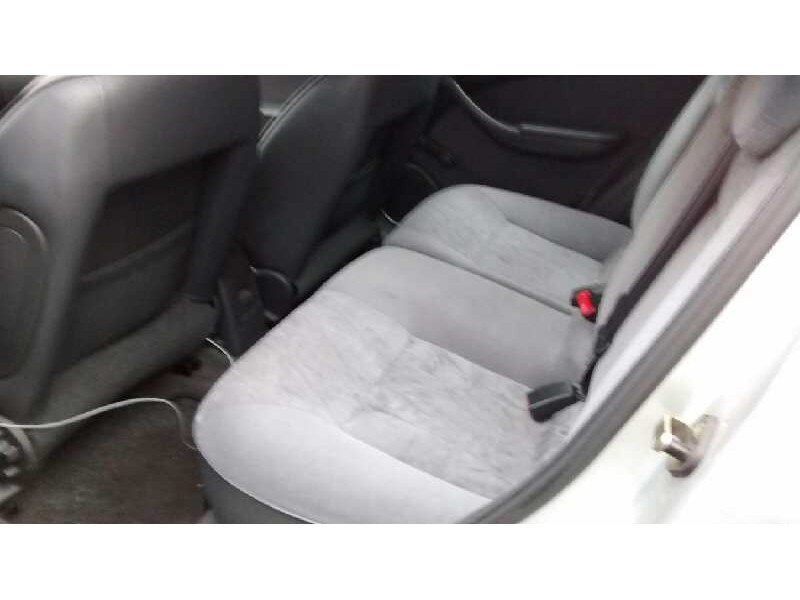 citroën xsara berlina del año 2004