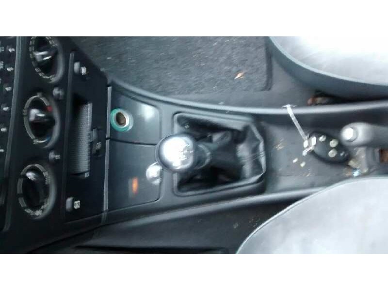 citroën xsara berlina del año 2004