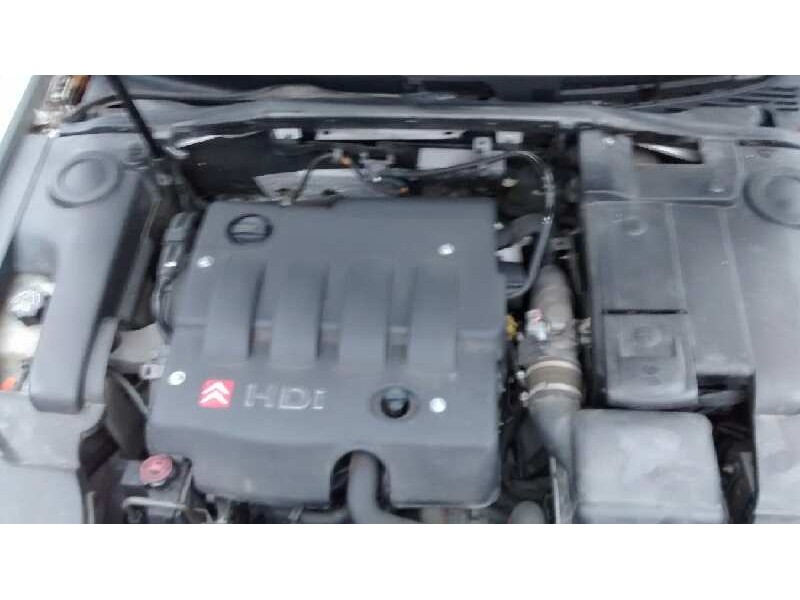 citroën xsara berlina del año 2004