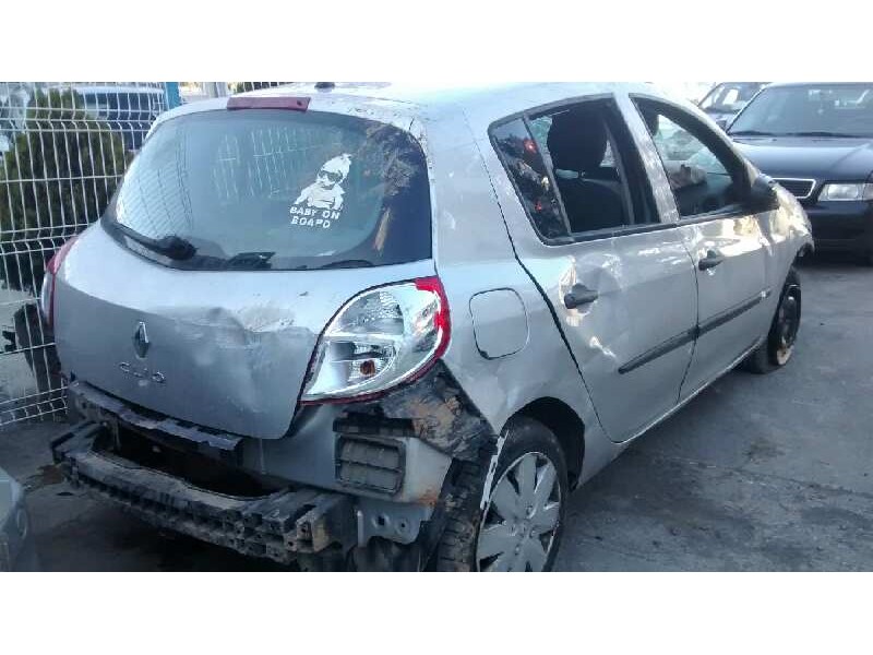 renault clio iii del año 2010