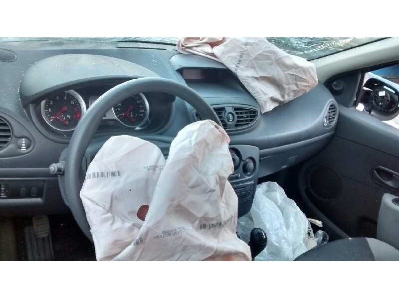 renault clio iii del año 2010