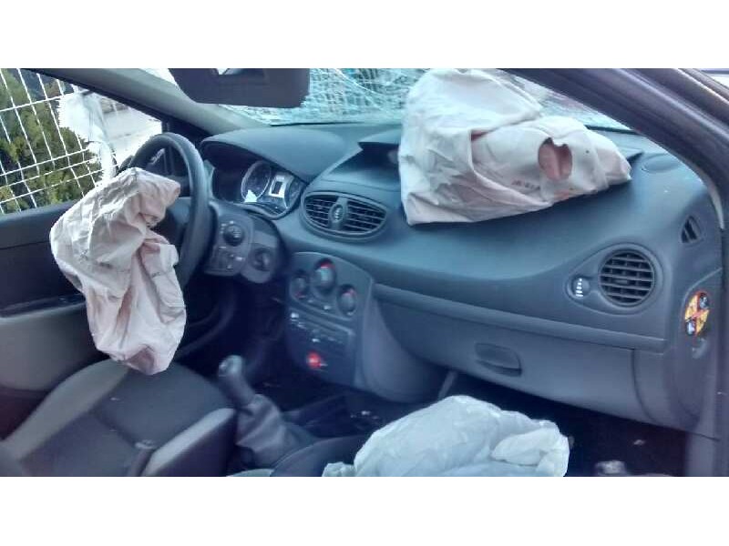 renault clio iii del año 2010