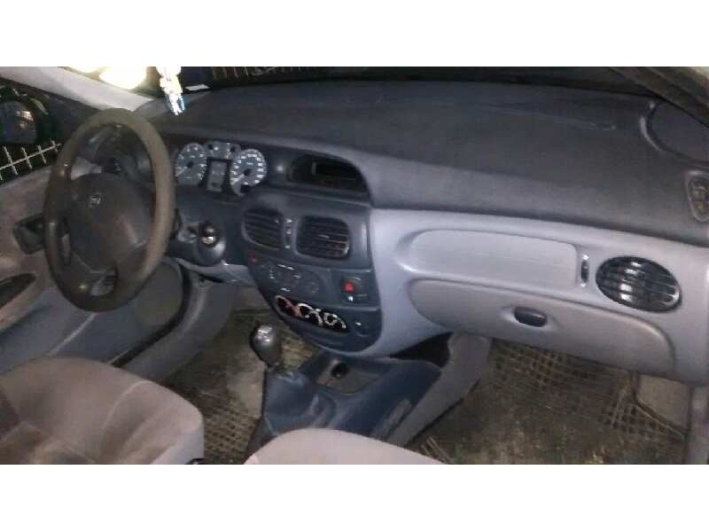 renault megane i fase 2 classic (la..) del año 2001