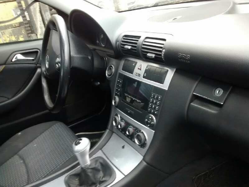 mercedes-benz clase c (w203) sportcoupe del año 2007
