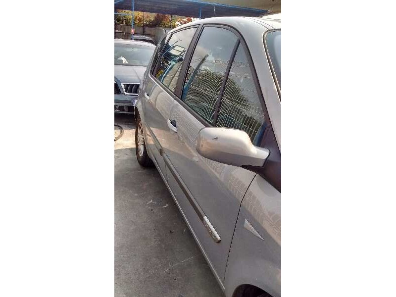 renault scenic ii del año 2005