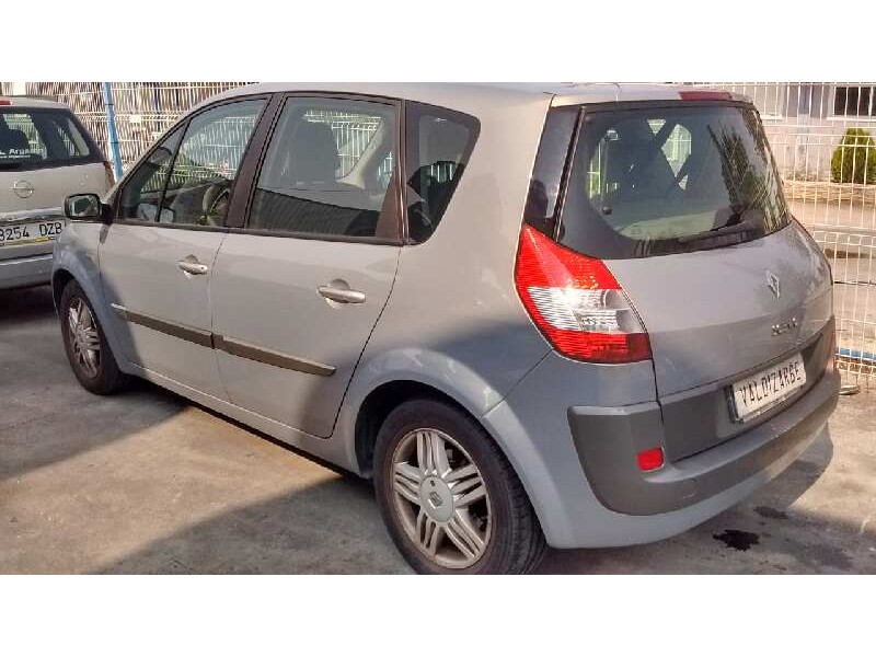 renault scenic ii del año 2005
