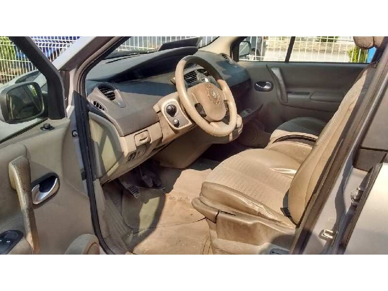 renault scenic ii del año 2005