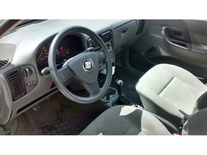 seat inca (6k9) del año 2001