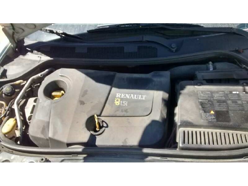 renault megane ii berlina 5p del año 2004