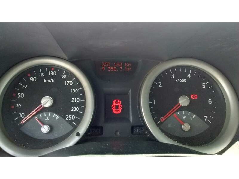 renault megane ii berlina 5p del año 2004