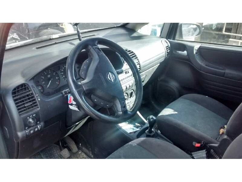 opel zafira a del año 2000