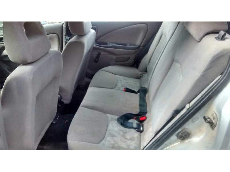 nissan almera (n16/e) del año 2001