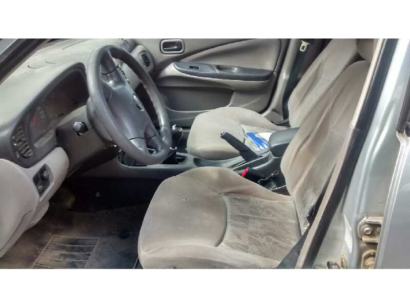 nissan almera (n16/e) del año 2001