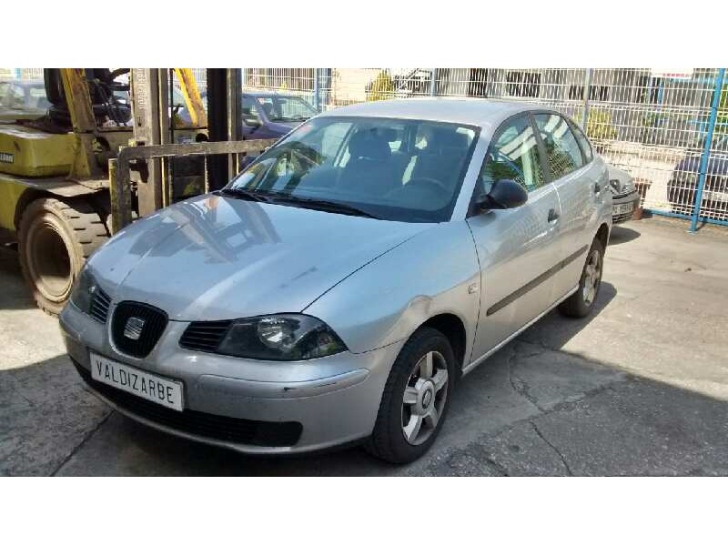 seat ibiza (6l1) del año 2004
