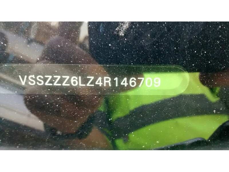 seat ibiza (6l1) del año 2004