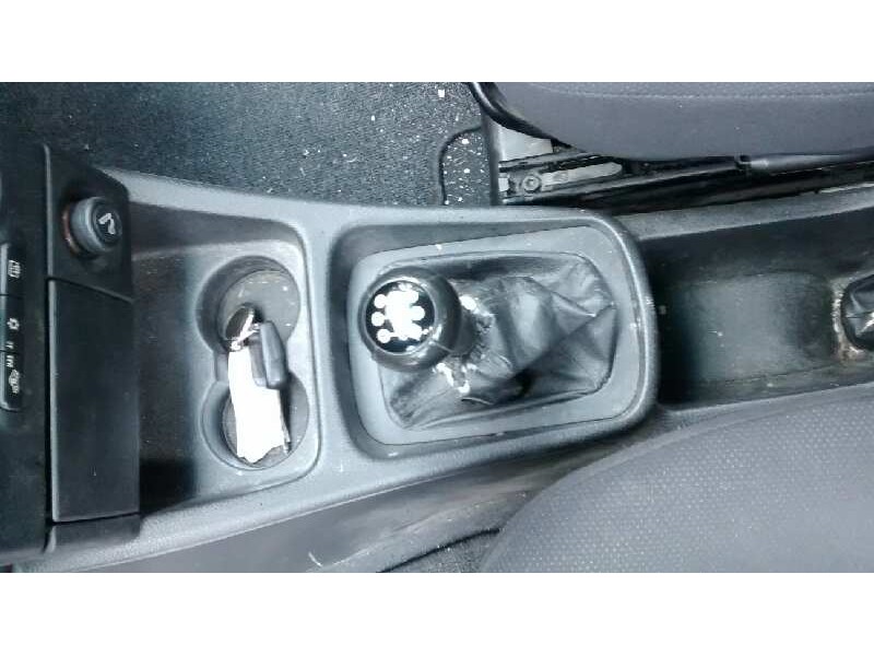 opel zafira a del año 2001