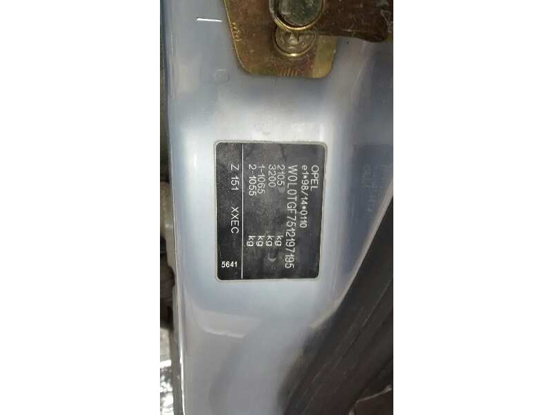 opel zafira a del año 2001