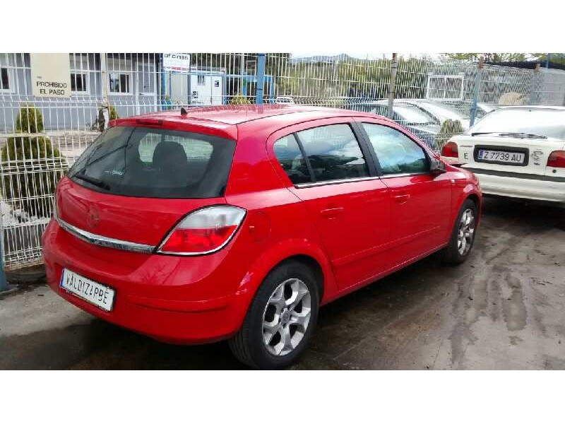 opel astra h berlina del año 2006