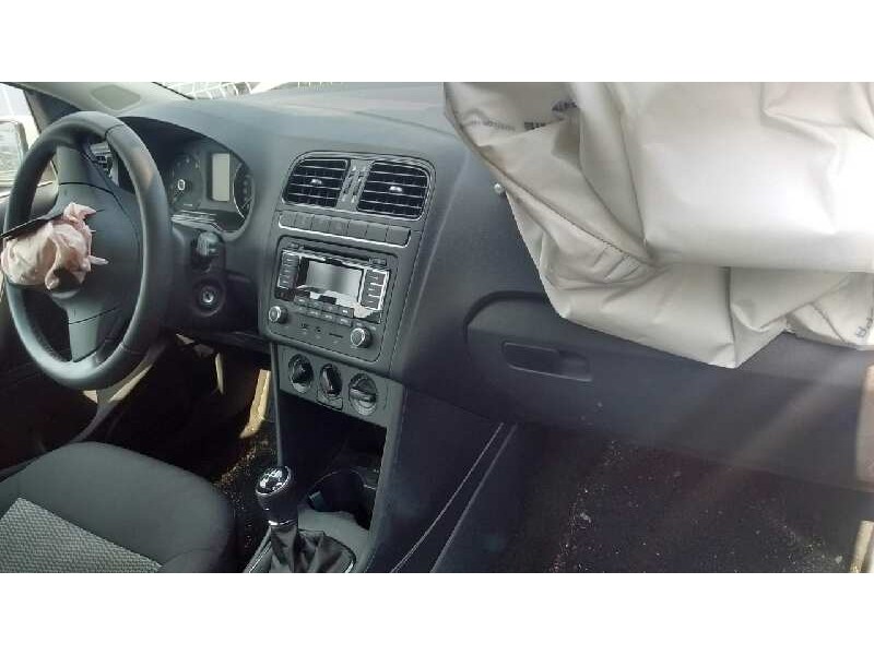 volkswagen polo (6r1) del año 2013