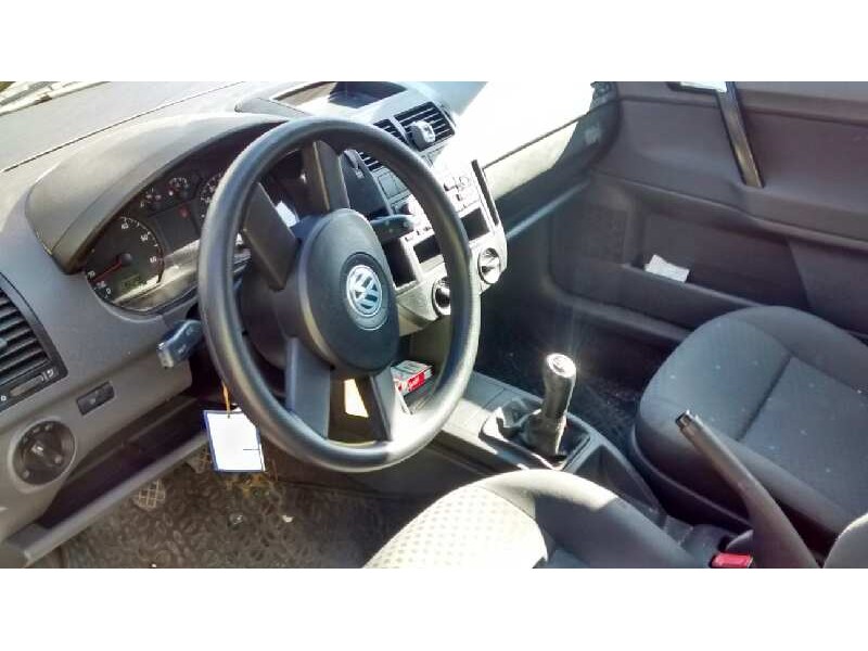 volkswagen polo (9n1) del año 2002