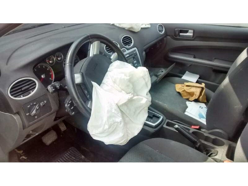 ford focus berlina (cap) del año 2005