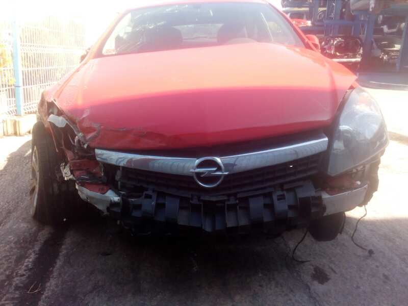 opel astra gtc del año 2008