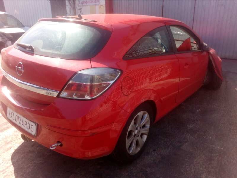 opel astra gtc del año 2008