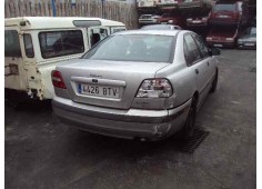 volvo s40 berlina del año 2002 2