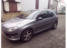 peugeot 206 berlina del año 2002