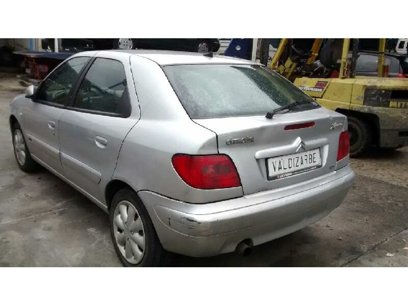 citroën xsara berlina del año 2003