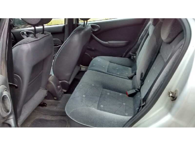 citroën xsara berlina del año 2003