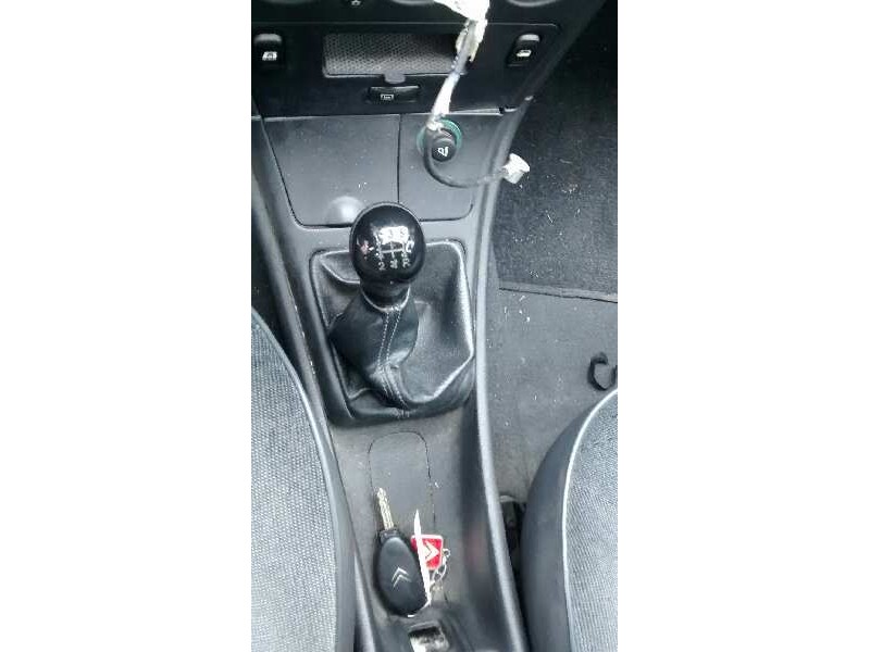 citroën xsara berlina del año 2003