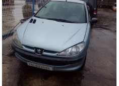 peugeot 206 berlina del año 2001
