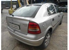 opel astra g berlina del año 2001 2