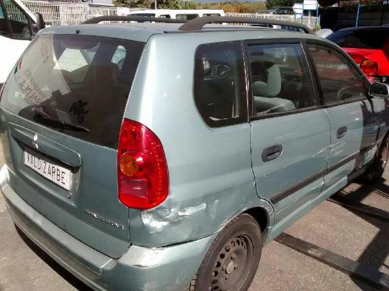 mitsubishi space star (dg0) del año 2003