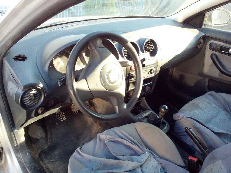 seat cordoba berlina (6l2) del año 2004