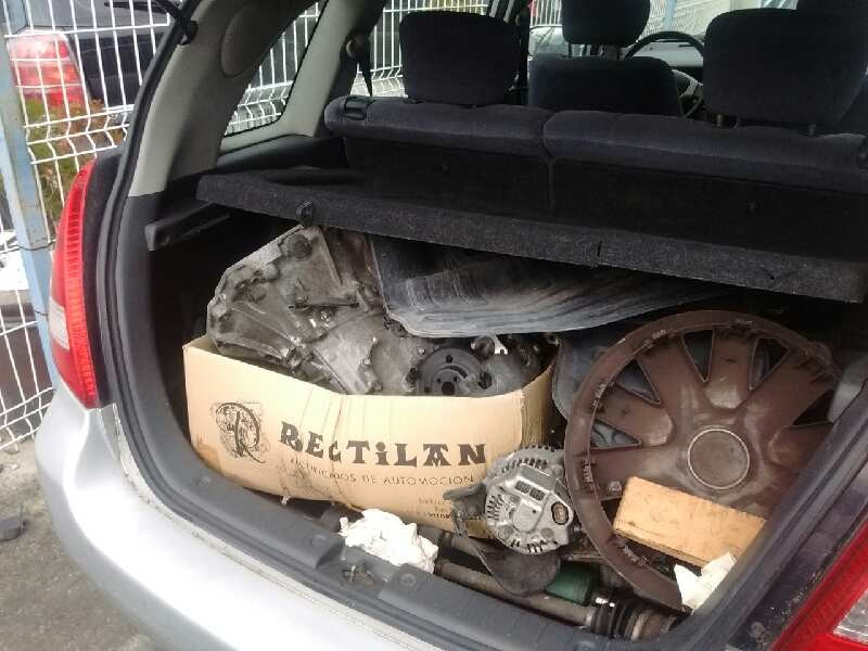 suzuki liana rh (er) del año 2001